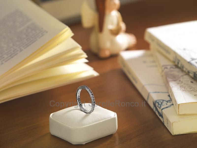 ANELLO ETERNITY DIAMANTI NERI 0.36 CT